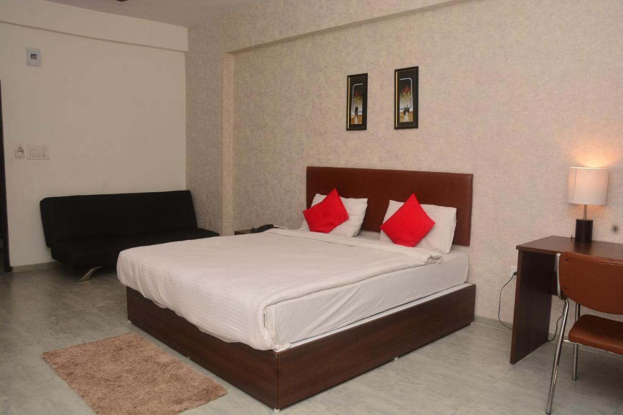 Sai Sharnam Serviced Apartments Shirdi Exteriör bild